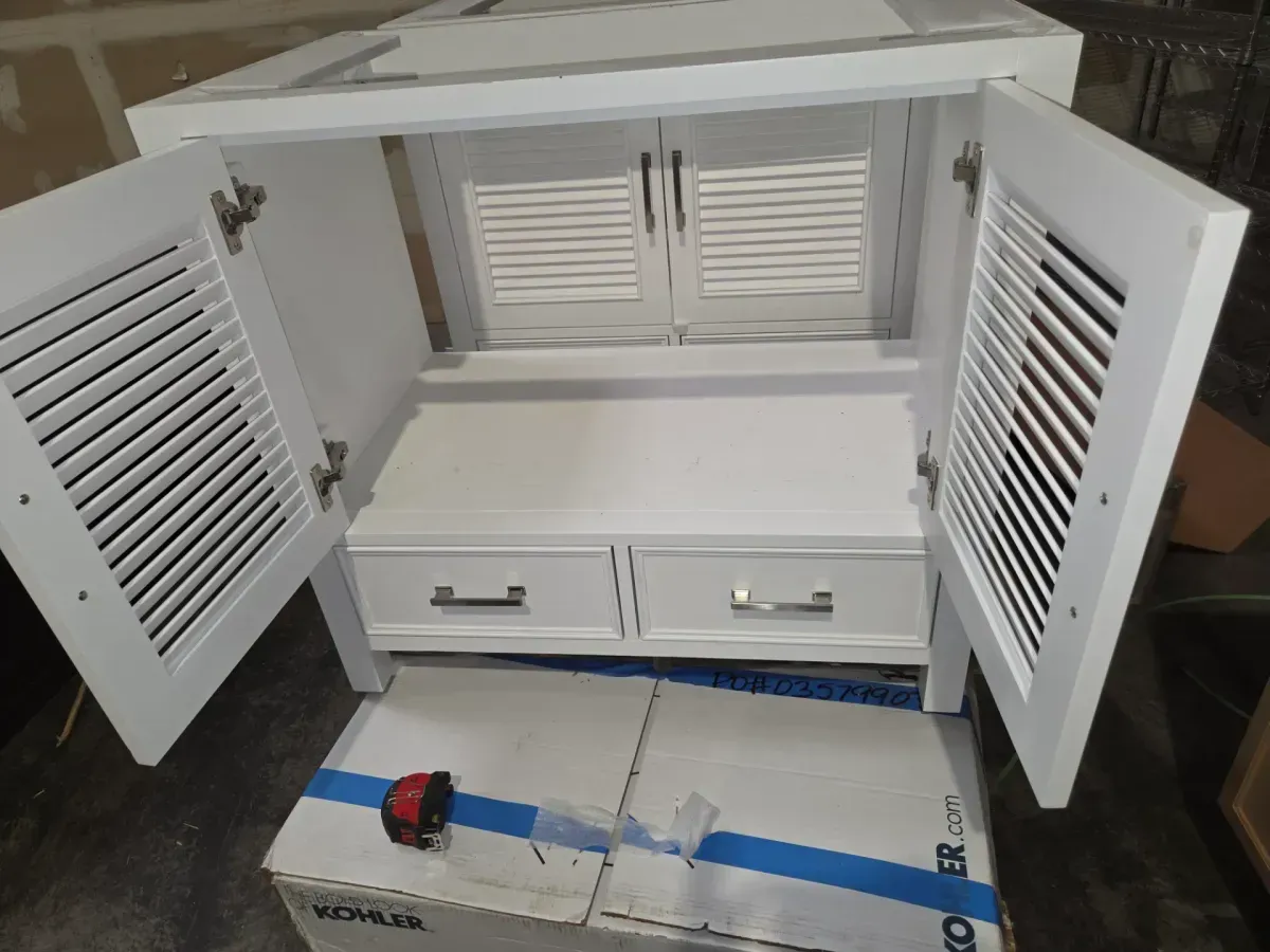 ***It doesn't come with the stopper.***Estate 35 in. W x 30 in. D Bath Vanity in White with Quartz Vanity Top in White with White Basin - image 5