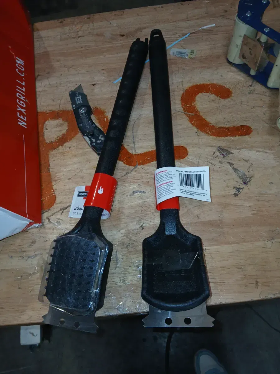 *** Pack of 2 *** Grill Boss Long Handle CSA Certified Grill Brush - image 2