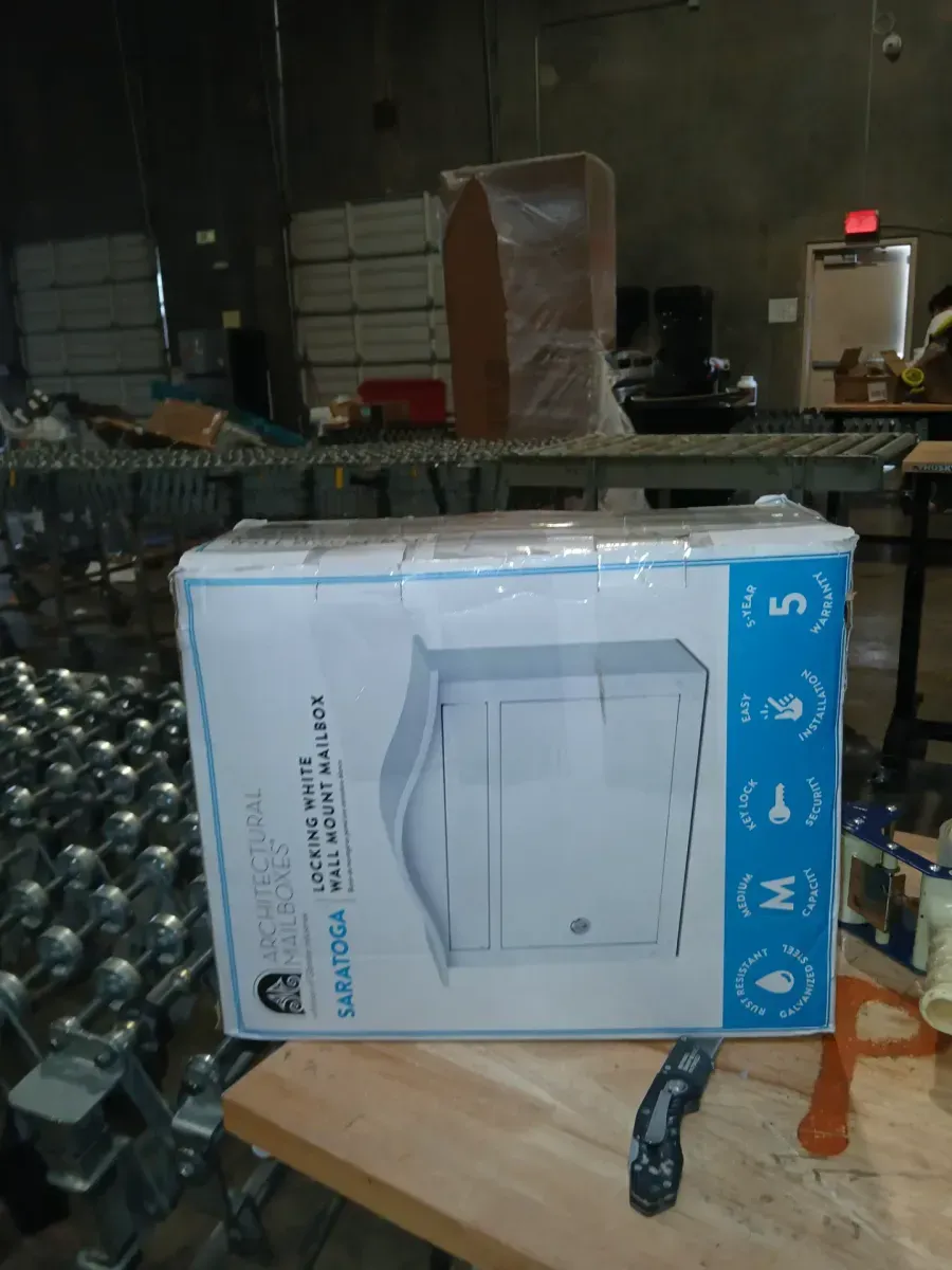 Saratoga Black , Medium, Steel, Locking Wall Mount Mailbox - image 6