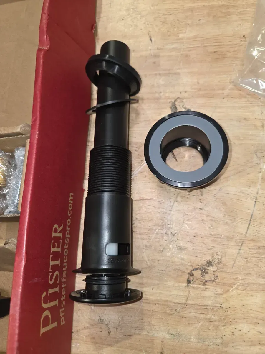 Deckard Single-Handle Single Hole Bathroom Faucet in Matte Black - image 7