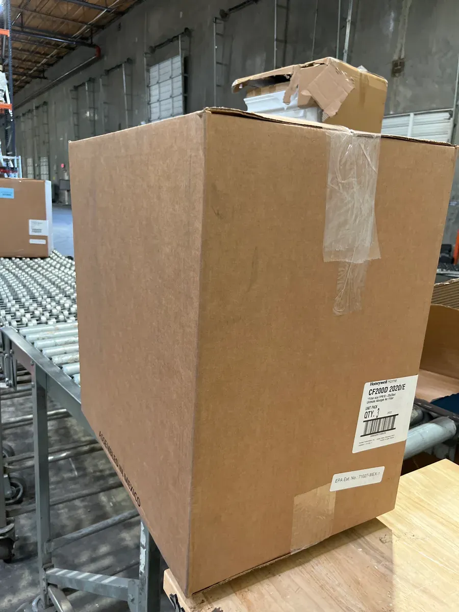 ***Pack de 3***20 x 20 x 4 Pleated Air Filter FPR 10, MERV 12 - image 6