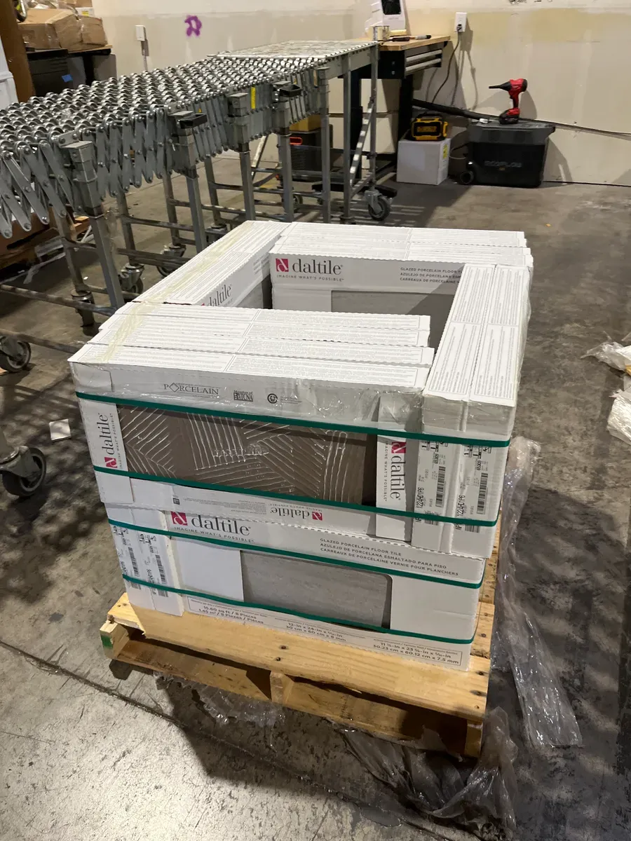 ***Pallet of 20***(312 sq. ft. / Case)Nova Falls Gray 12 in. x 24 in. Porcelain Stone Look Floor and Wall Tile (15.6) - image 6