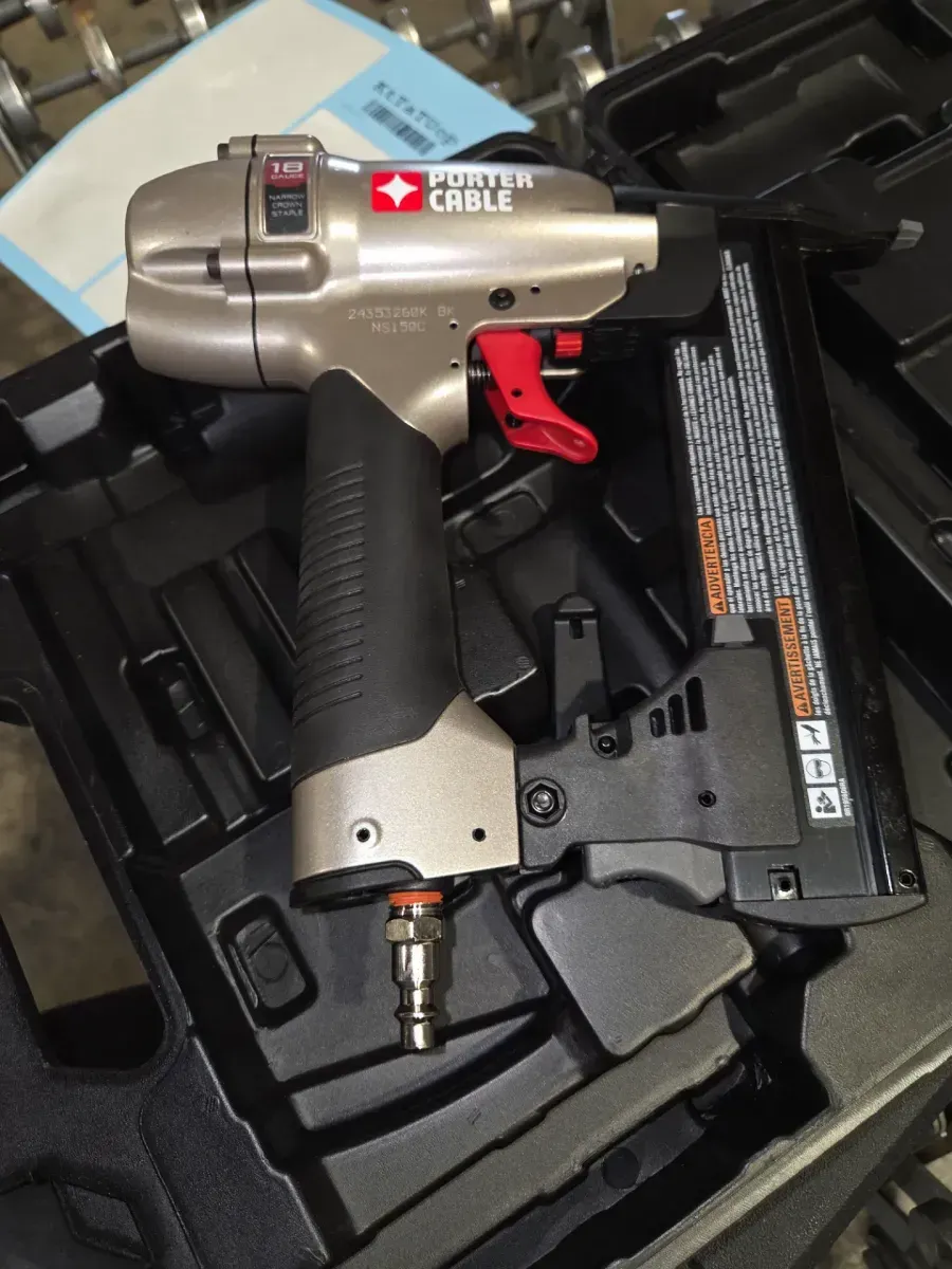 18-Gauge Pneumatic Brad Nailer - image 2