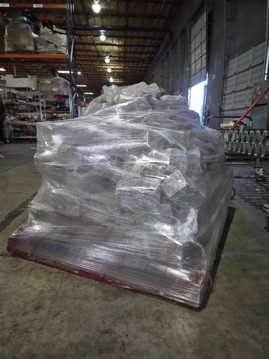 Pallet of Nantucket Pavers Cobblestone 10 in. x 7 in. x 4 in. Gray Granite Edger Kit  - image 2