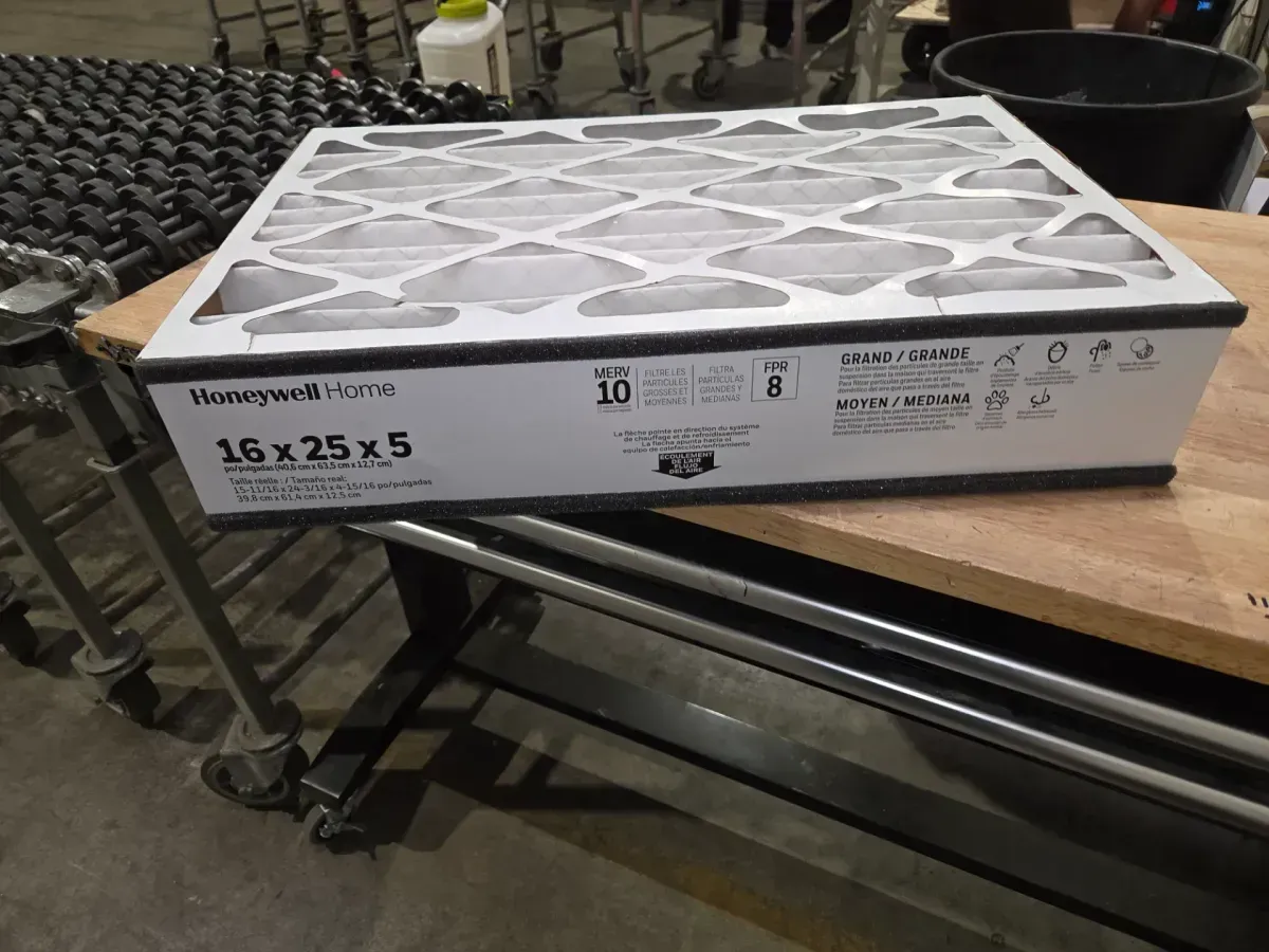 16 x 25 x 5 Pleated Furnace Air Filter FPR 8, MERV 10 - image 2