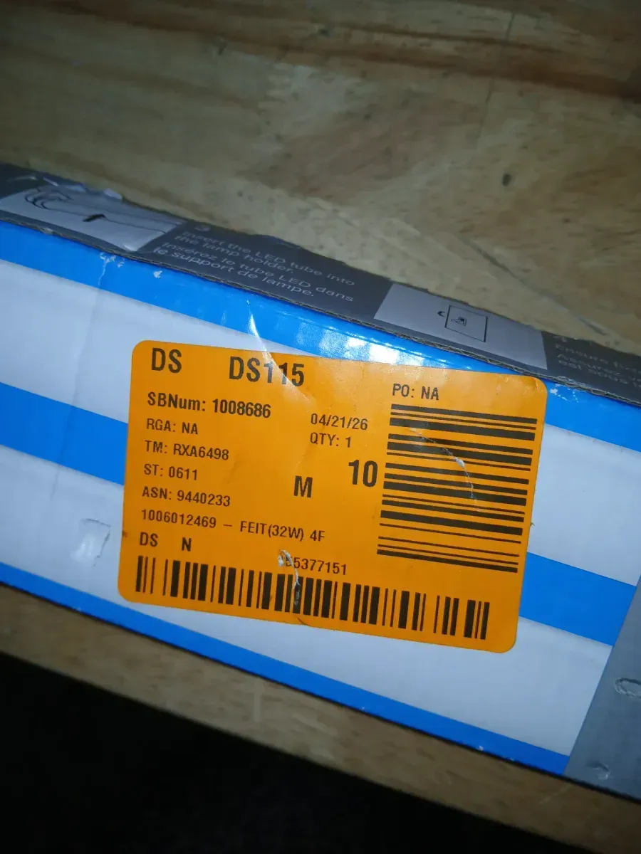 18-Watt Equivalence 48 in. T8 G13 Type A Plug and Play Linear LED Tube Light Bulb, Daylight Deluxe 6500K (2-Pack) - image 4