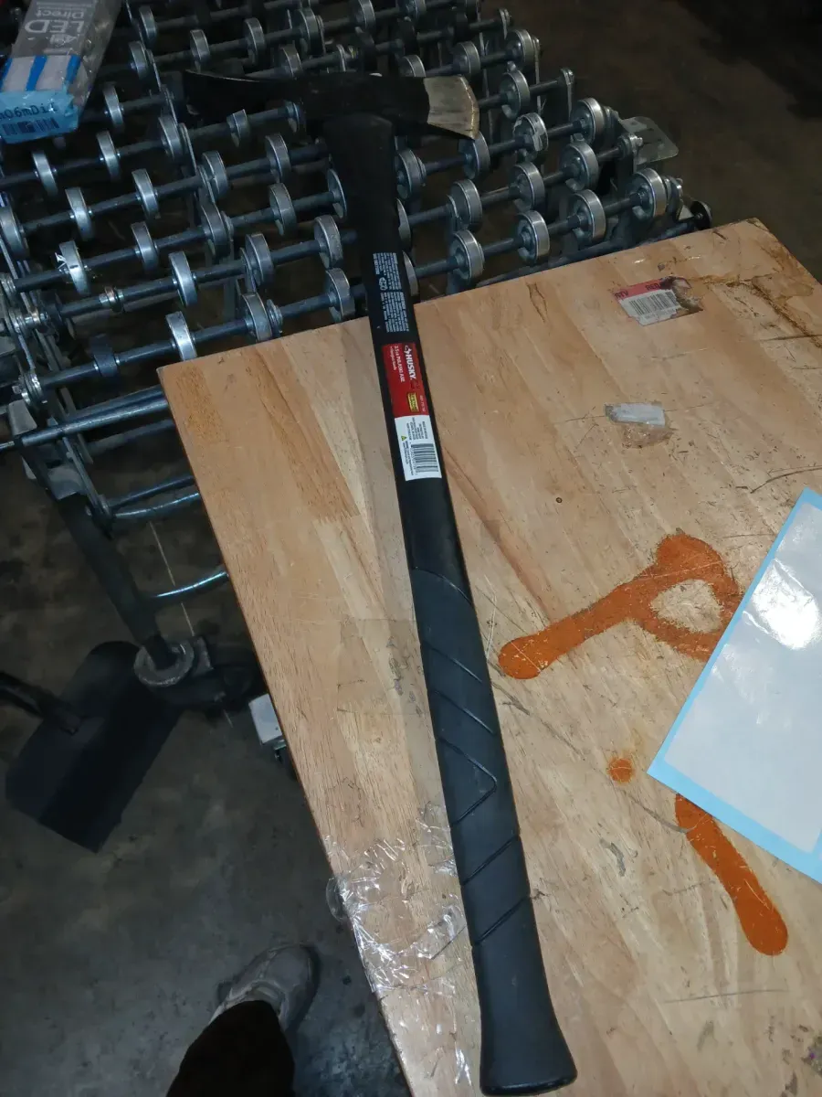 3.5 lbs. Pulaski Axe with 35 in. Fiberglass Handle - image 2