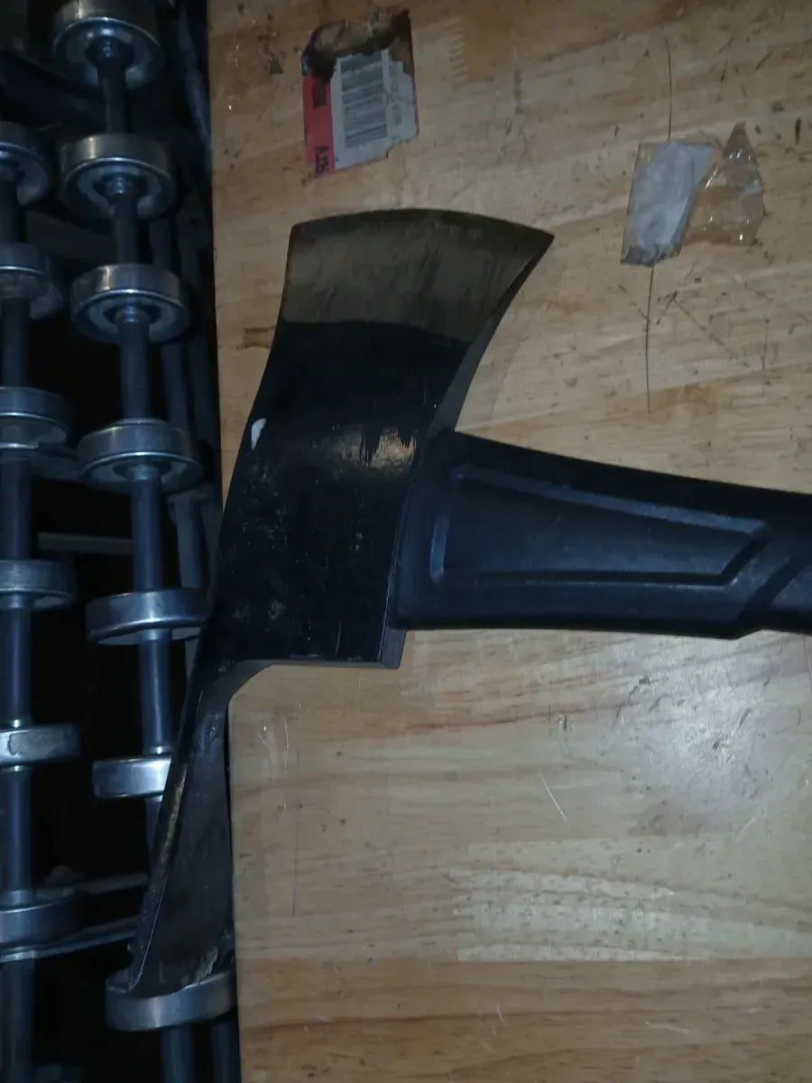 3.5 lbs. Pulaski Axe with 35 in. Fiberglass Handle - image 3