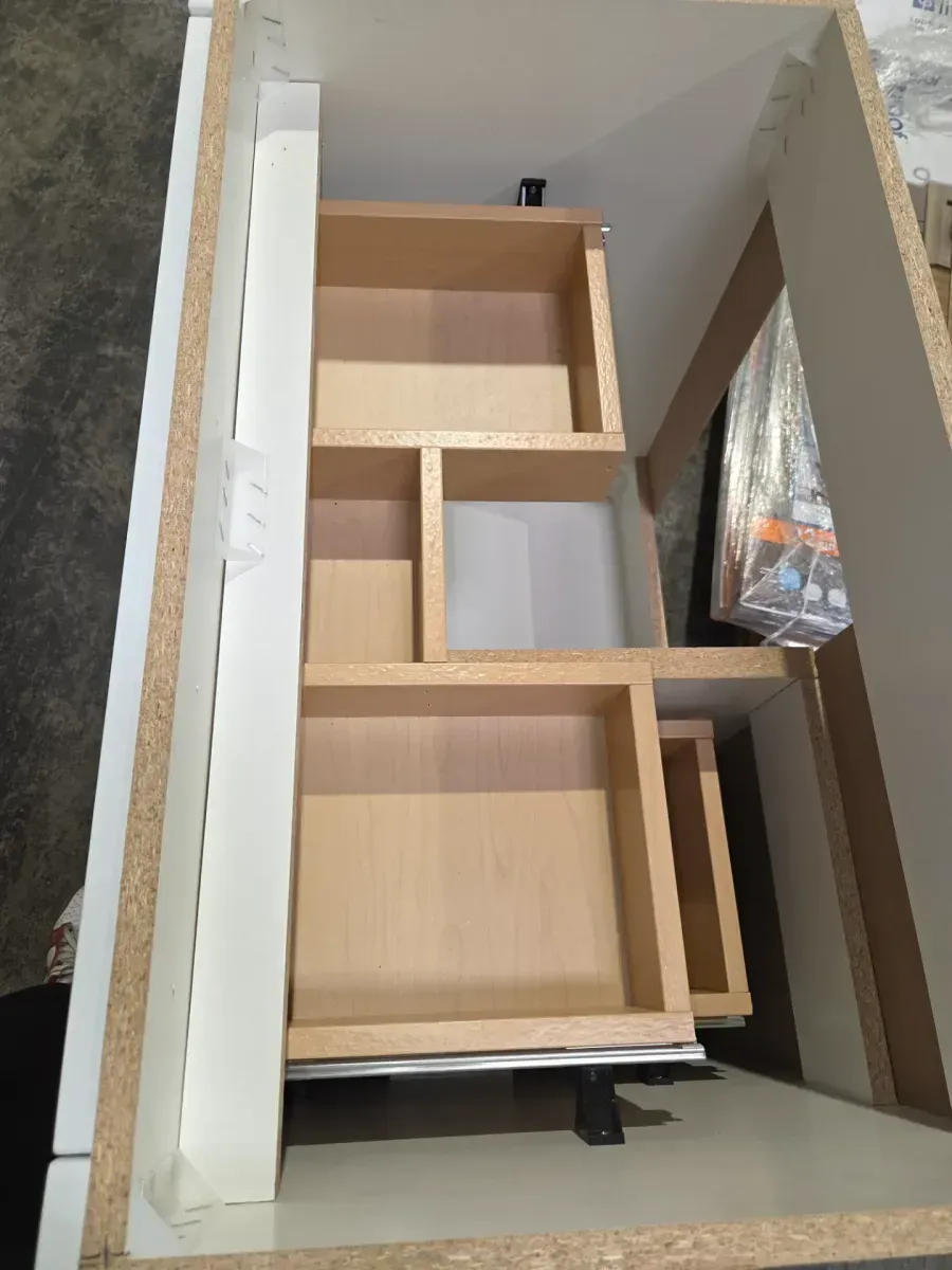 Sedgewood 30.5 in. W x 18.75 in. D x 34.375 in. H Single Sink Bath Vanity in White with Arctic Solid Surface Top - image 4