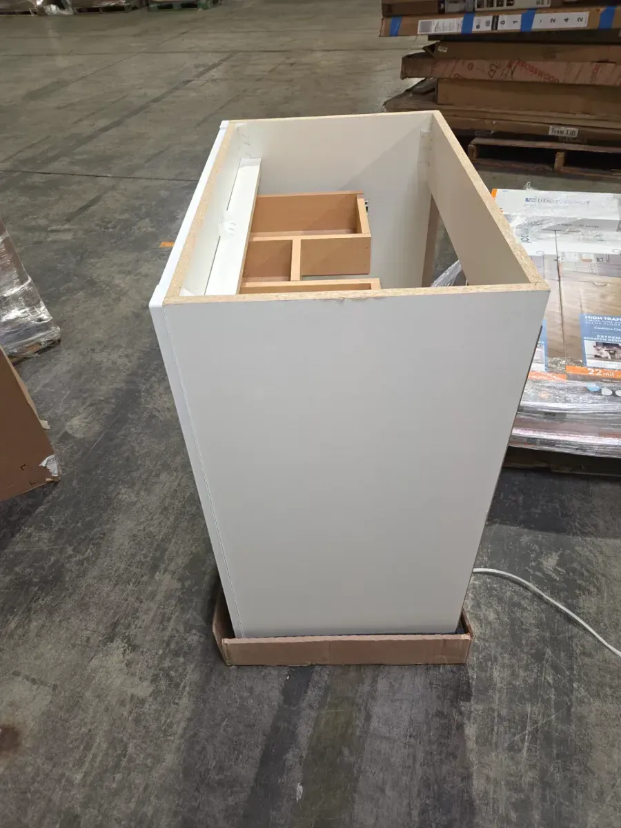 Sedgewood 30.5 in. W x 18.75 in. D x 34.375 in. H Single Sink Bath Vanity in White with Arctic Solid Surface Top - image 5