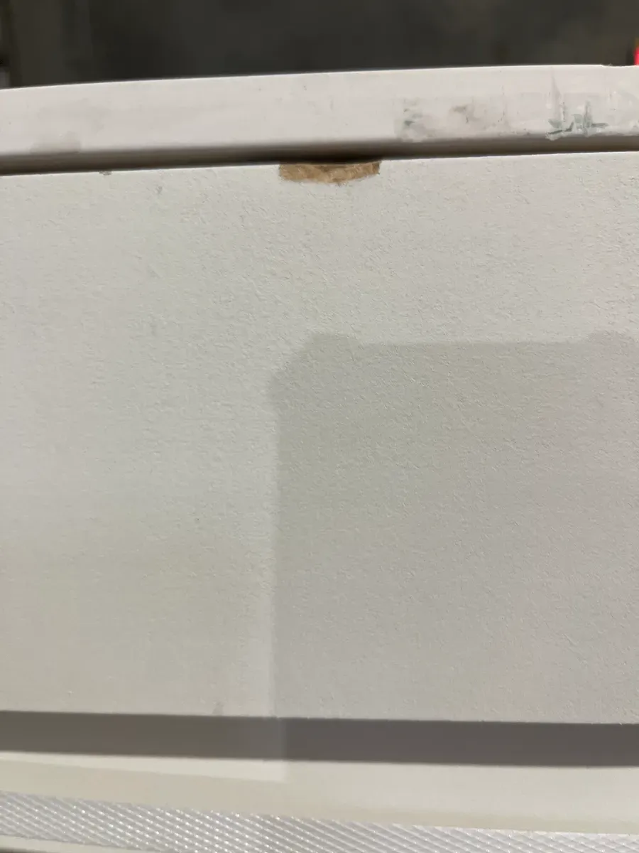 **frame is a little bit of damage in the door has minor dents **32 in. x 80 in. Shaker 1-Panel Primed Solid Hybrid Core MDF Left-Hand Single Prehung Interior Door - image 5