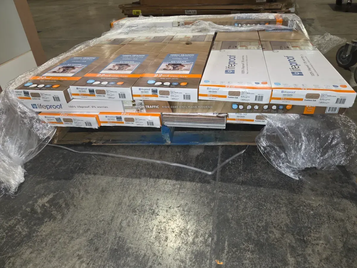 *** pallet of 15 case (314.25 sq. ft. /case)***Cashiers Oak 22 MIL x 8.98 in. W x 48.03 in. L Waterproof Click Lock Vinyl Tile Flooring (20.95 sq. ft. /case) - image 3
