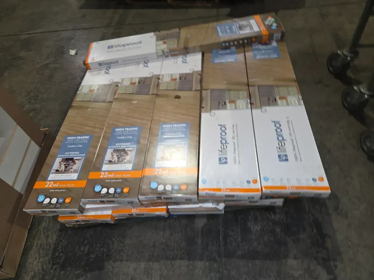 *** pallet of 15 case (314.25 sq. ft. /case)***Cashiers Oak 22 MIL x 8.98 in. W x 48.03 in. L Waterproof Click Lock Vinyl Tile Flooring (20.95 sq. ft. /case) - image 4