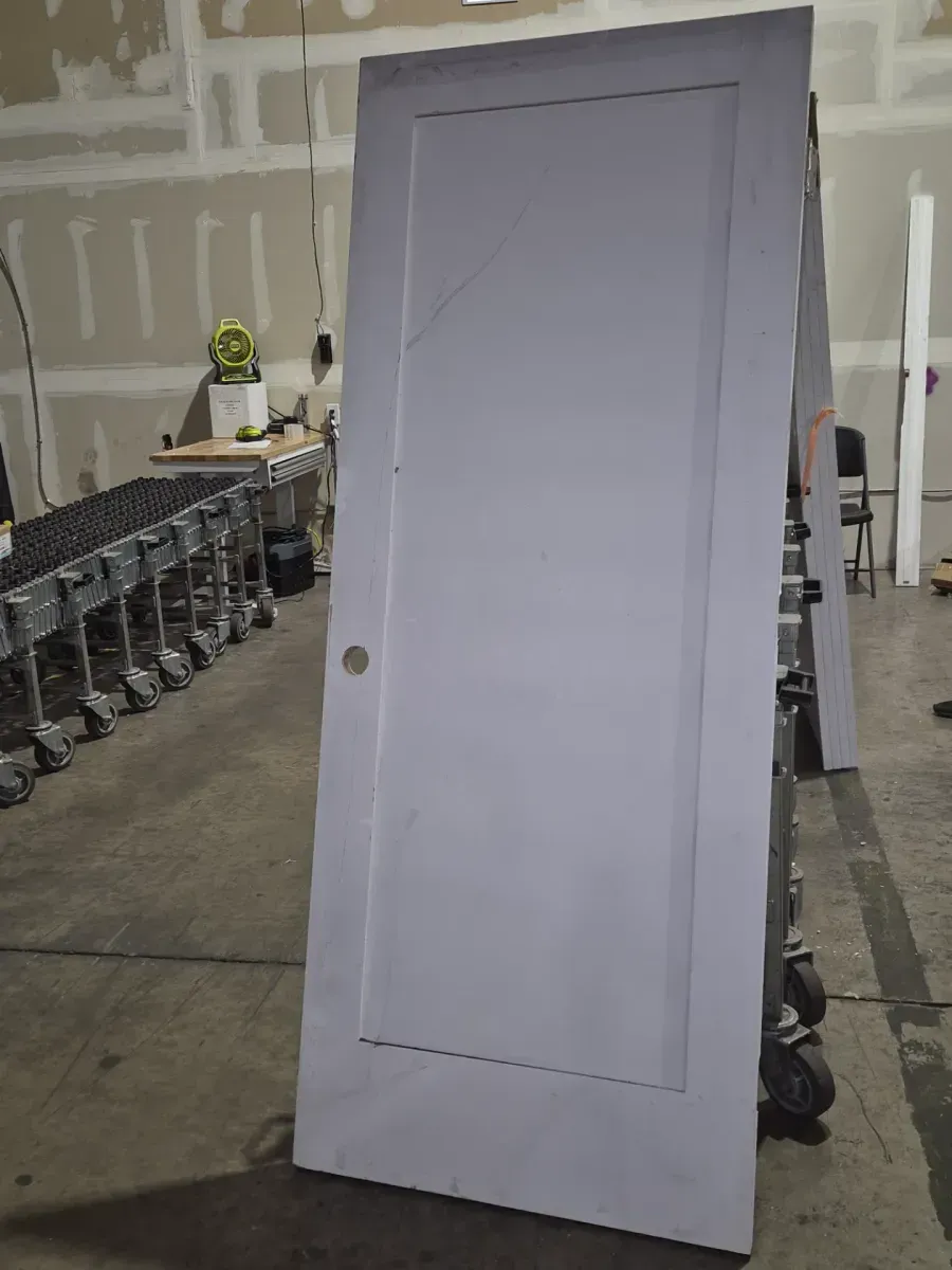  Masonite 32 in. x 80 in. 1 Panel MDF Series Right-Handed Solid Core White Primed Composite Single Prehung Door - image 1