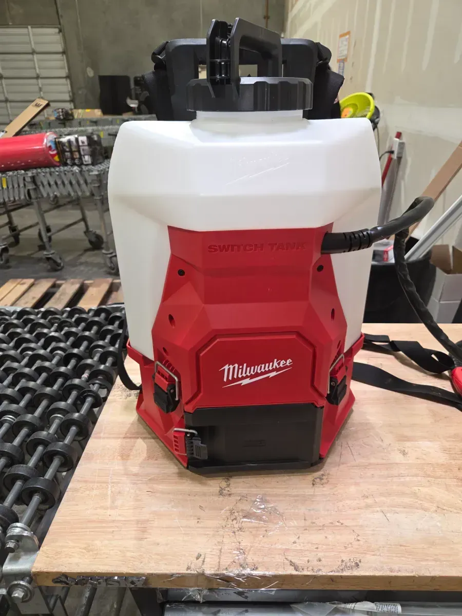 M18 18V 4 Gal. Cordless Battery Powered Backpack Pesticide Sprayer w/Switch Tank Interchangeable Capability (Tool-Only) - image 2