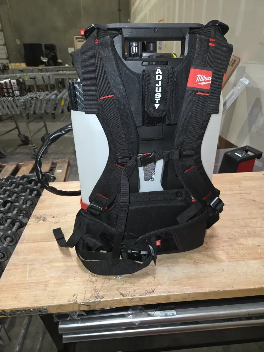 M18 18V 4 Gal. Cordless Battery Powered Backpack Pesticide Sprayer w/Switch Tank Interchangeable Capability (Tool-Only) - image 3