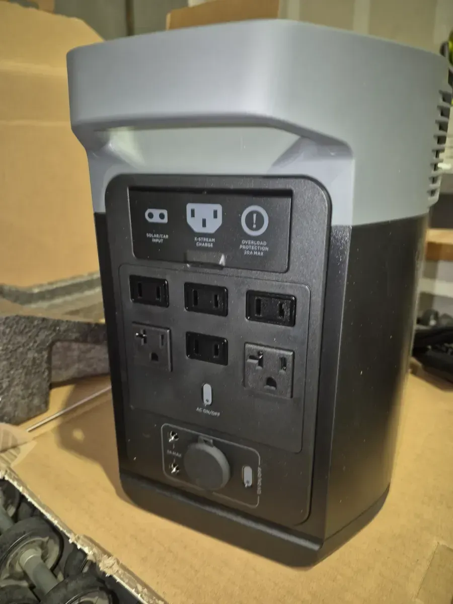 DELTA 2 Solar Generator, 1800W Output, 1024Wh Power Station and DELTA2 Smart Extra Battery Combo - image 5