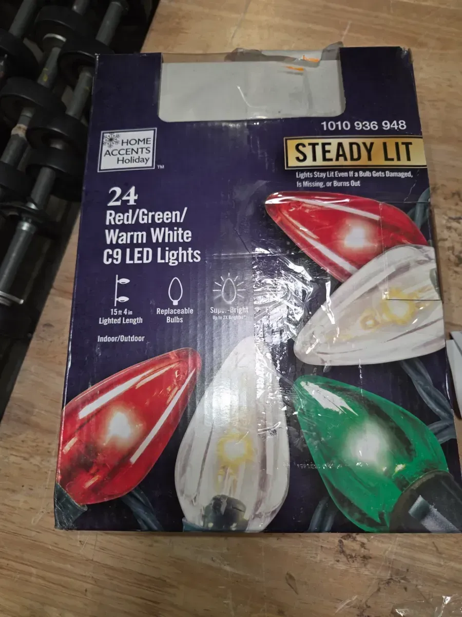 Home Holiday Accent Home Accents Holiday 24 Red, Green, and Warm White Steady Lit Super Bright C9 LED String Lights # 1010936948 # 24RT0732315RWG - image 5