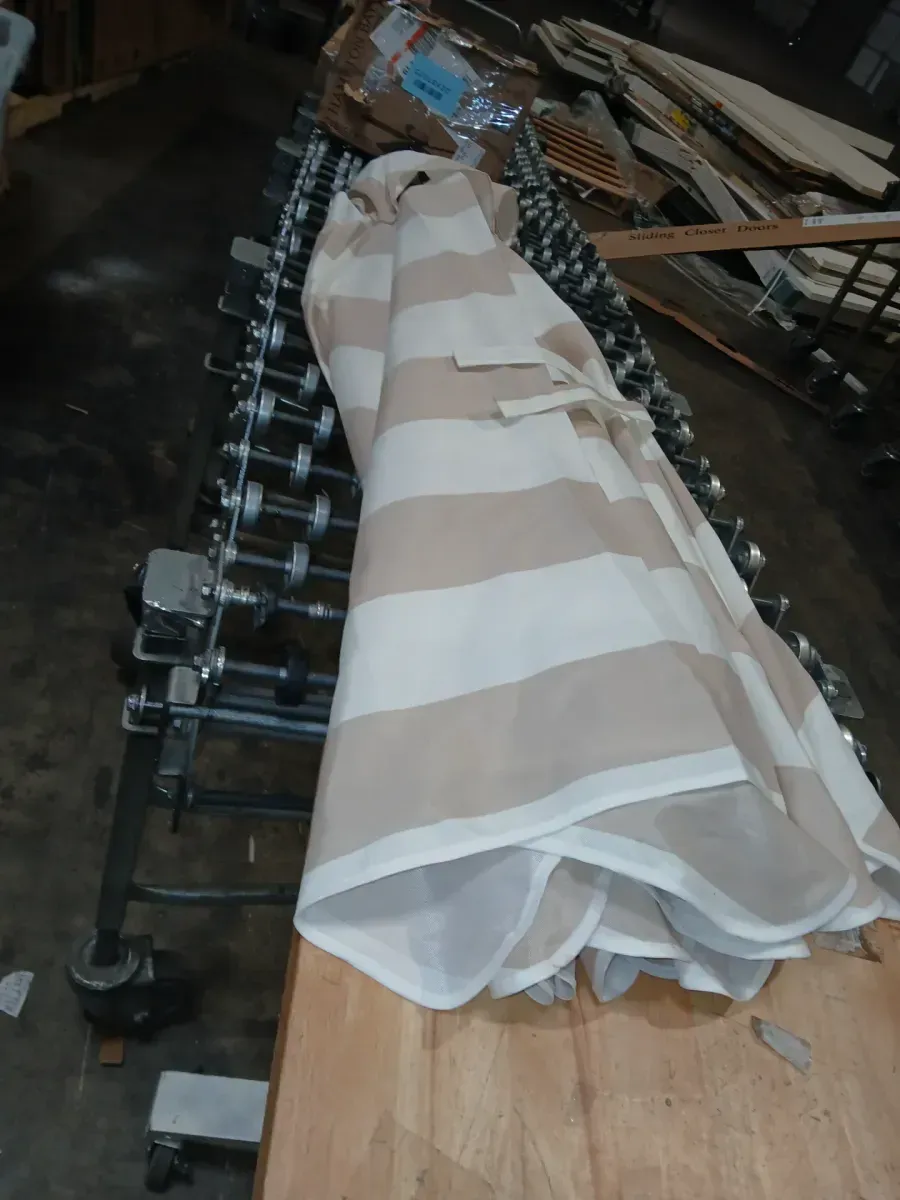  *** It has no support*** 7.5 ft. Steel and Aluminum Market Crank and Tilt Outdoor Patio Umbrella in Tan - image 3