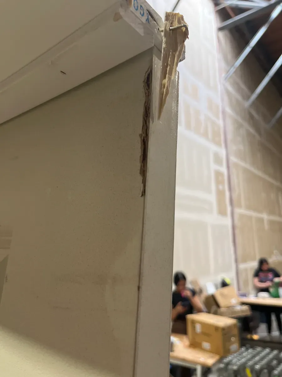 **frame is broken and the door is a bit dirty ***30 in. x 80 in. 2-Panel Square Top Left Hand Solid Core White Primed Molded Single Prehung Interior Door w/Nickel Hing - image 6