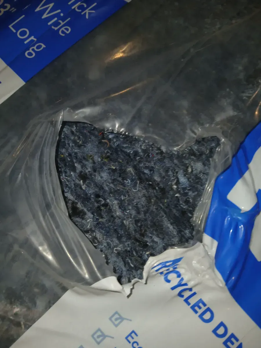 R-13 ULTRATouch Recycled Denim Insulation Batt 15 in. x 93 in. - image 3