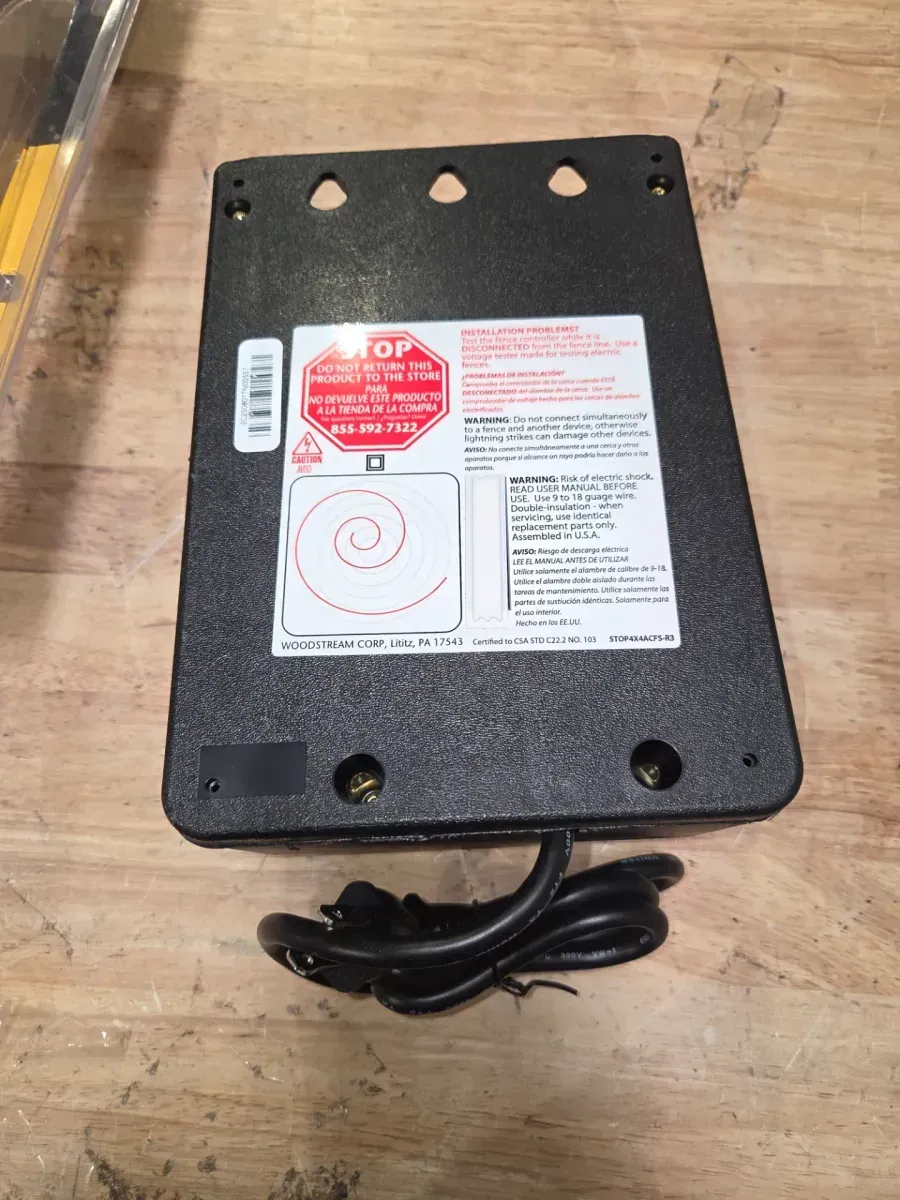 Zareba® 10 Mile AC Powered Low Impedance Charger - image 2