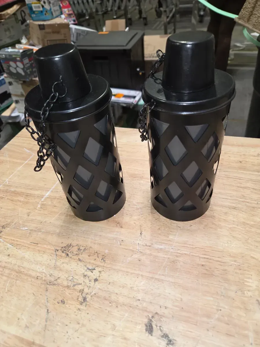 2-in-1 Black Lattice Garden Torch (2-Pack) - image 2