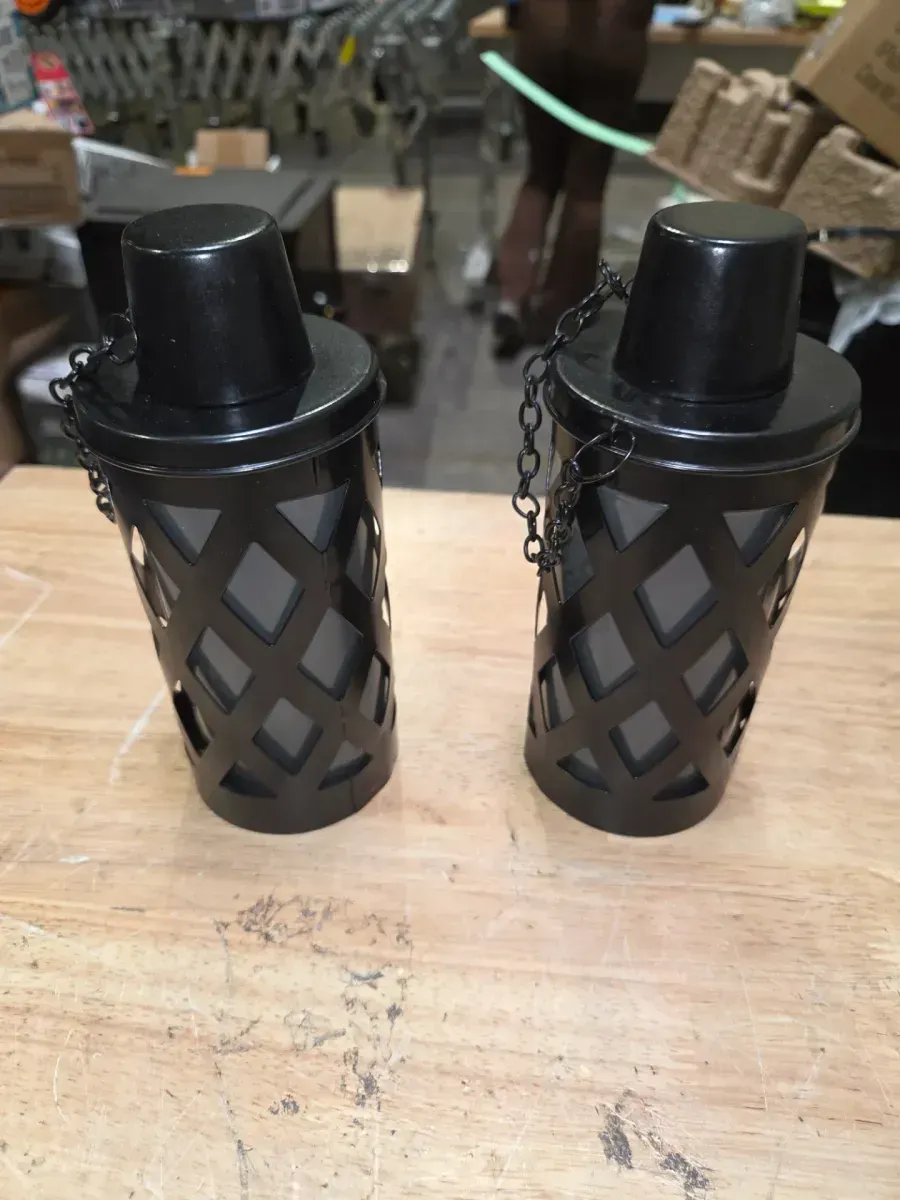 2-in-1 Black Lattice Garden Torch (2-Pack) - image 3