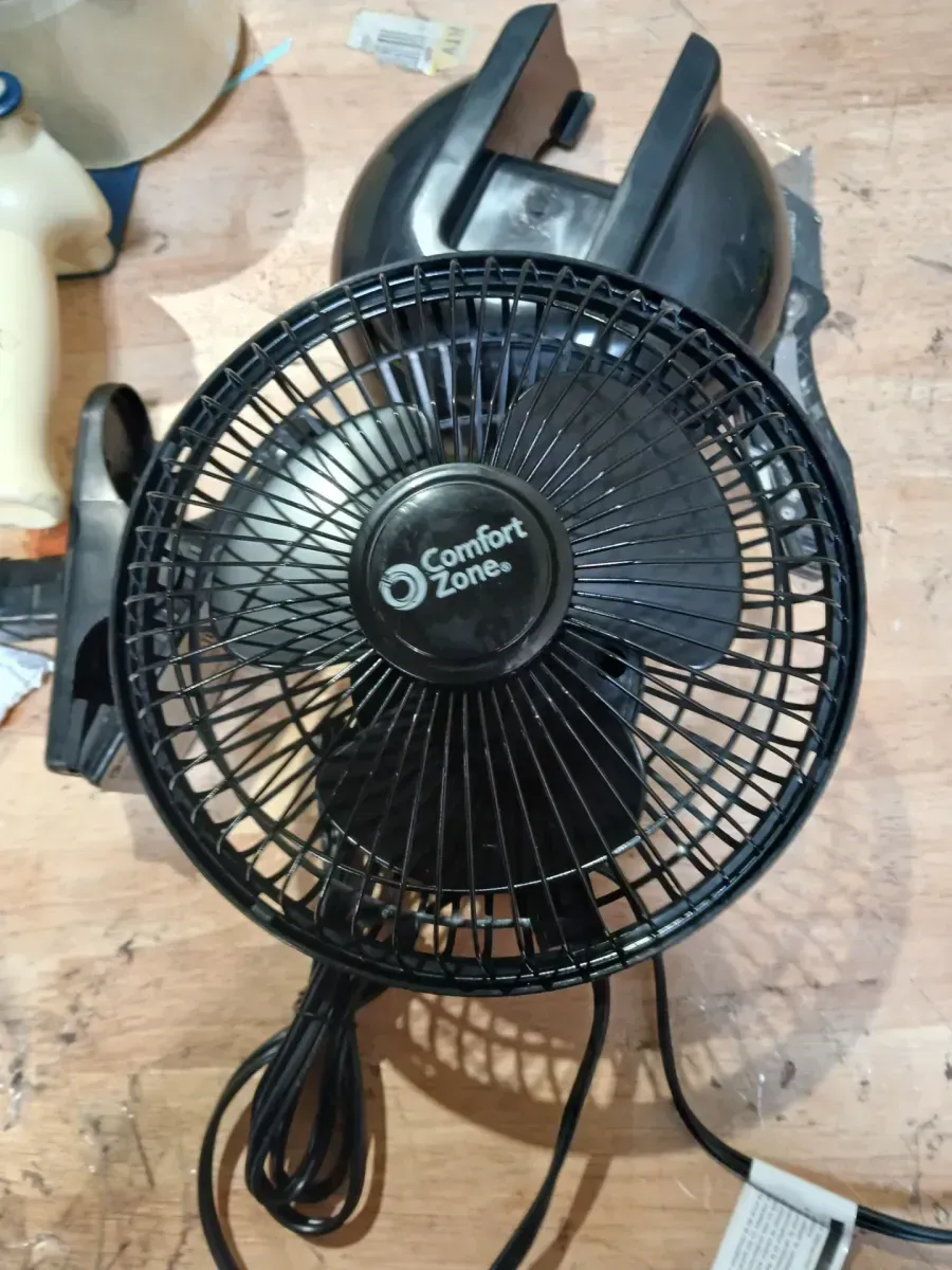 6 in. Black Combo Desk and Clip Fan with Adjustable Tilt - image 2