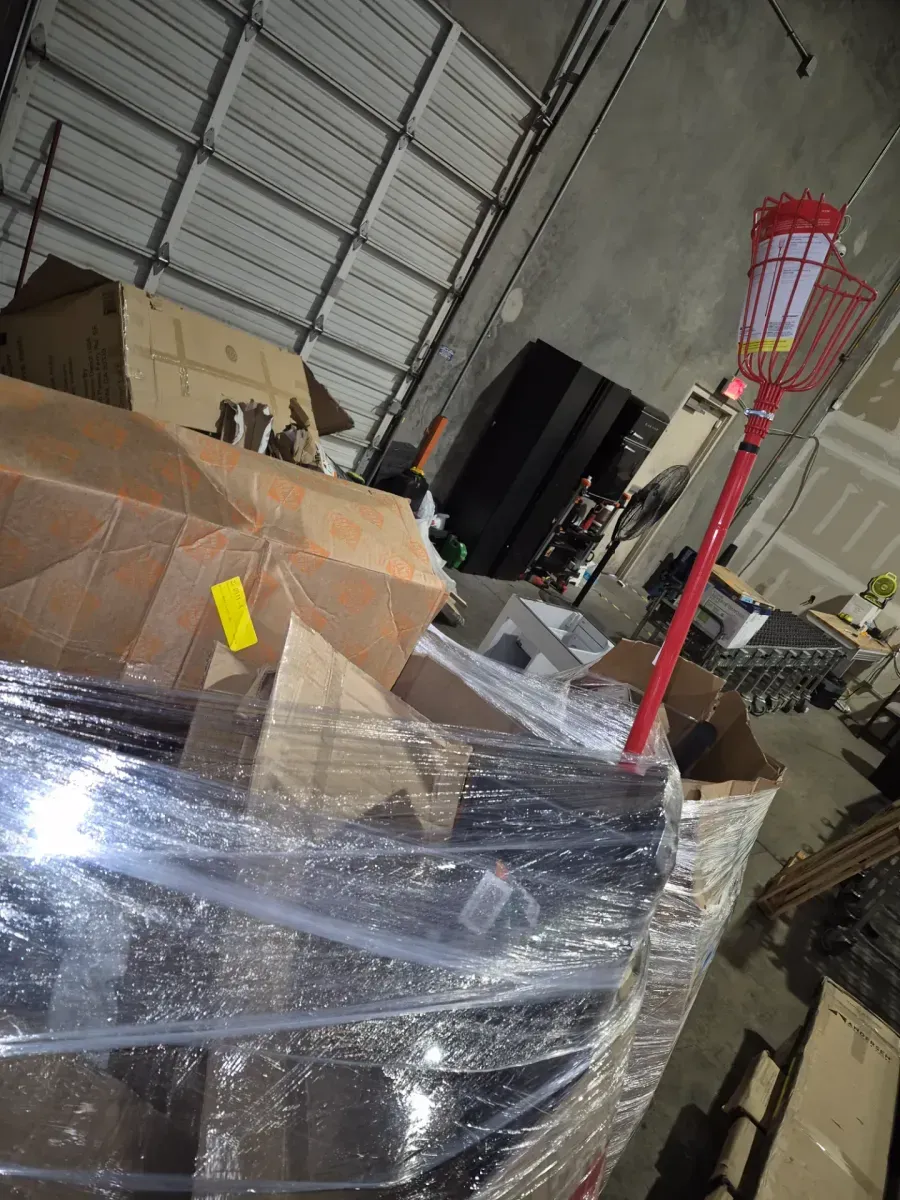 Gaylord of mixed Home Depot merchandise - image 1