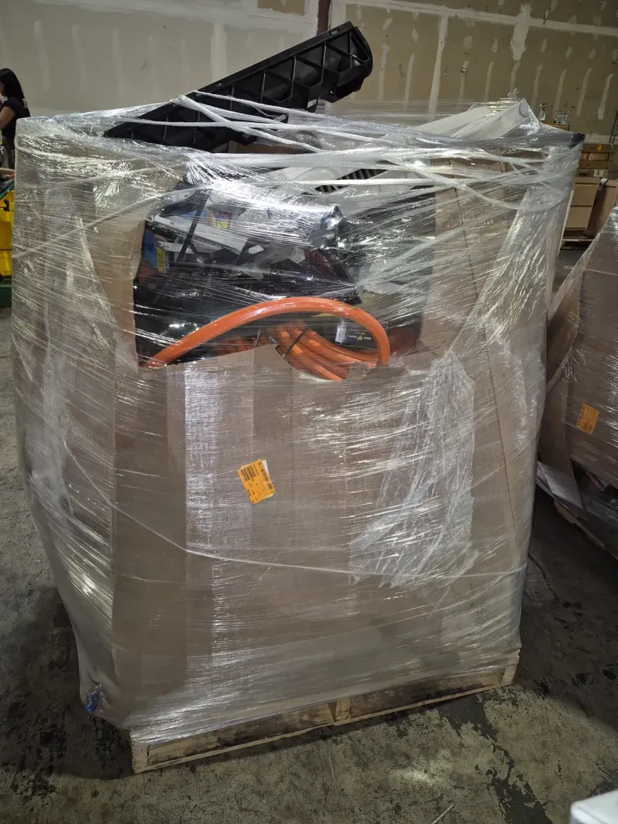 Gaylord of mixed Home Depot merchandise - image 2