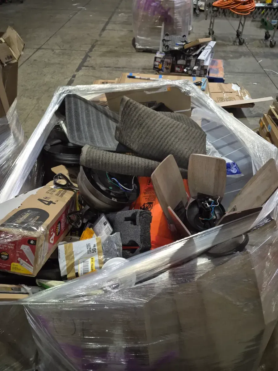 Gaylord of mixed Home Depot merchandise - image 1