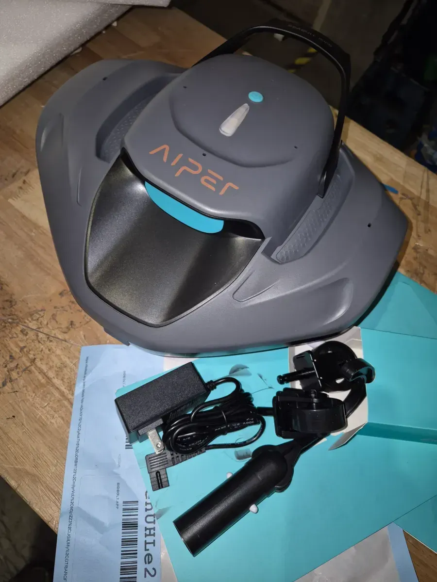 SG 800B Cordless Robotic Pool Vacuum - Automatic Pool Vacuum for Flat Above Ground Pools up to 860 sq. ft. Gray - image 4