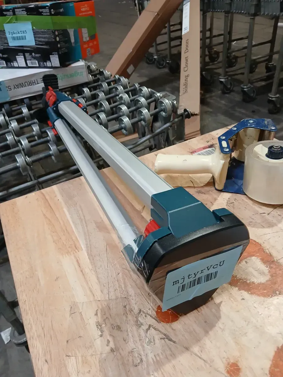 Bosch 63 in. Aluminum Tripod for Rotary Laser Level with Quick Clamp and Shoulder Strap - image 4