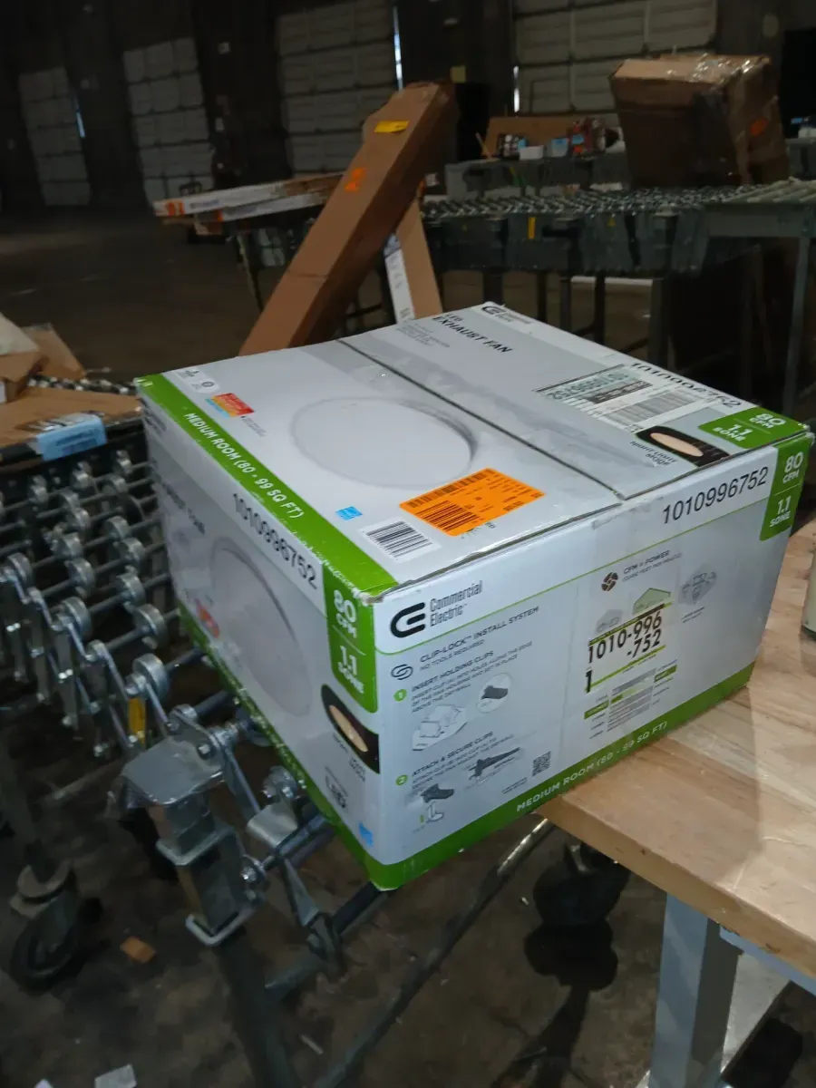 80 CFM 1.1 Sones Ceiling/Wall Bathroom Exhaust Fan with Adjustable CCT LED and Night Light - image 5