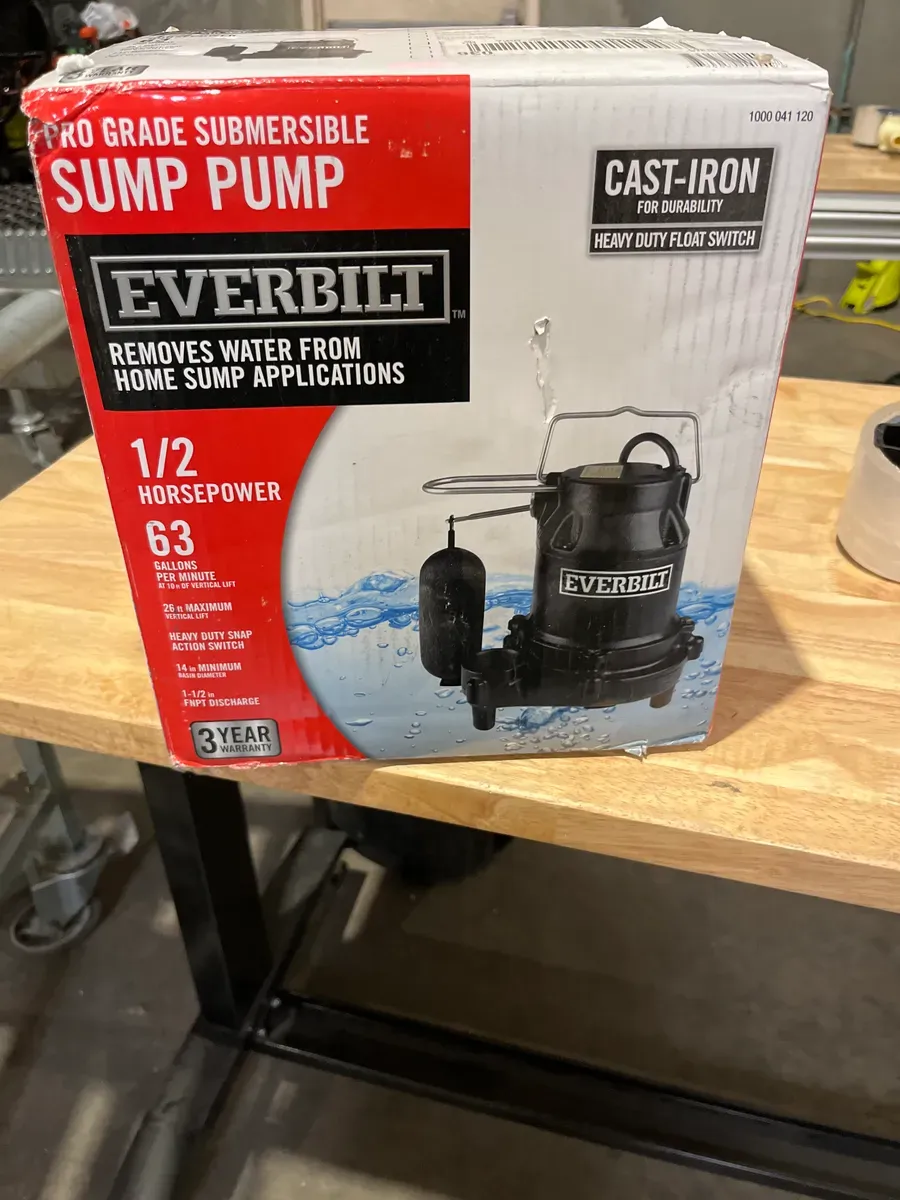 1/2 HP Cast Iron Submersible Sump Pump - image 3
