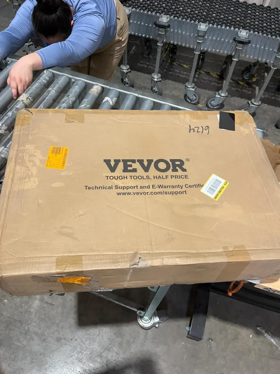 RV Steps, 4-Step 57.3 in. H RV Stairs, 440 lbs. Load Capacity, Thickened Carbon Steel, With Handrail, Non-Slip Steps - image 2