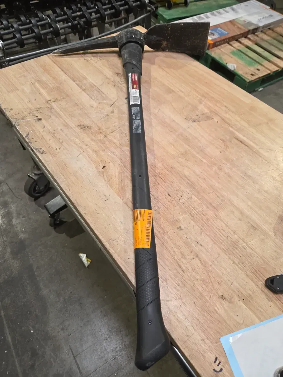 5 lb Pick Mattock (36 in. Fiberglass Handle - image 3