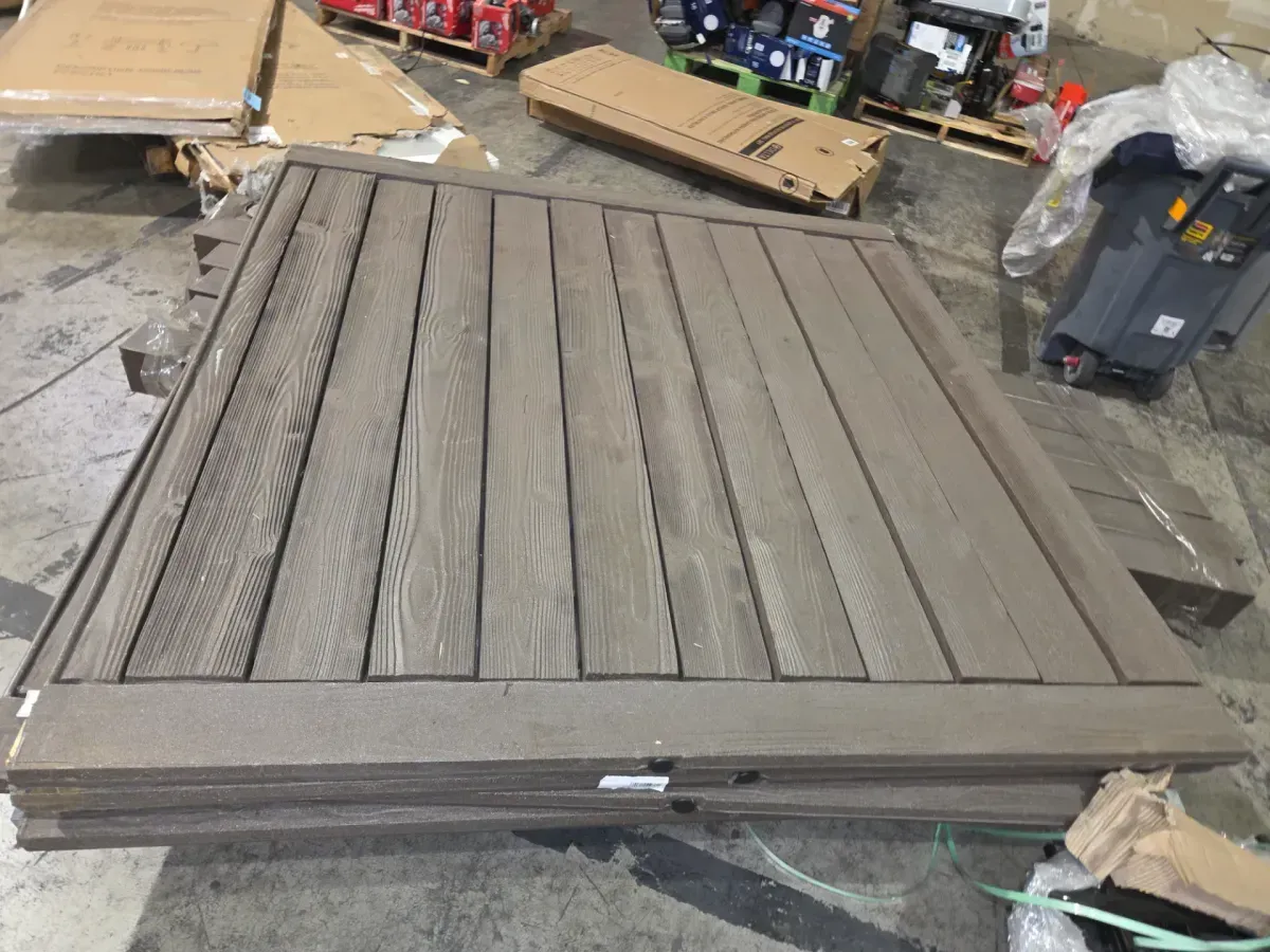 *** (pallet of 6 post and 4composite privacy Fence Panel)*** 5 in. x 5 in. x 8-1/2 ft. Dark/ Walnut Brown Composite Fence Corner Post ,Ashland 6 ft. x 6 ft. Dark/Walnut Brown Composite Privacy Fence Panel - image 4