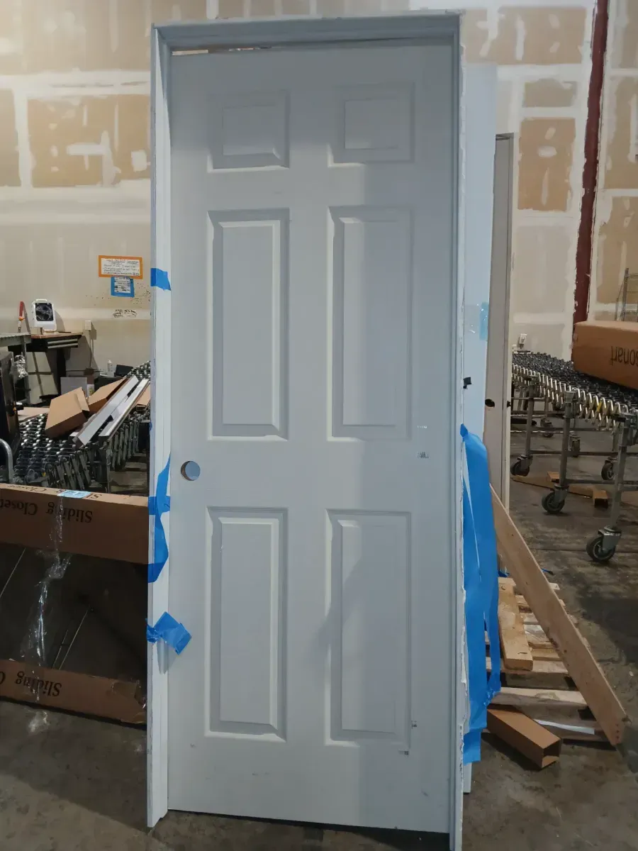 *** With frame *** Masonite 30 in. x 80 in. 6 Panel Right-Handed Primed Composite Hollow Core Single Prehung Interior Door 4-9/16 in. Flat Jamb - image 2