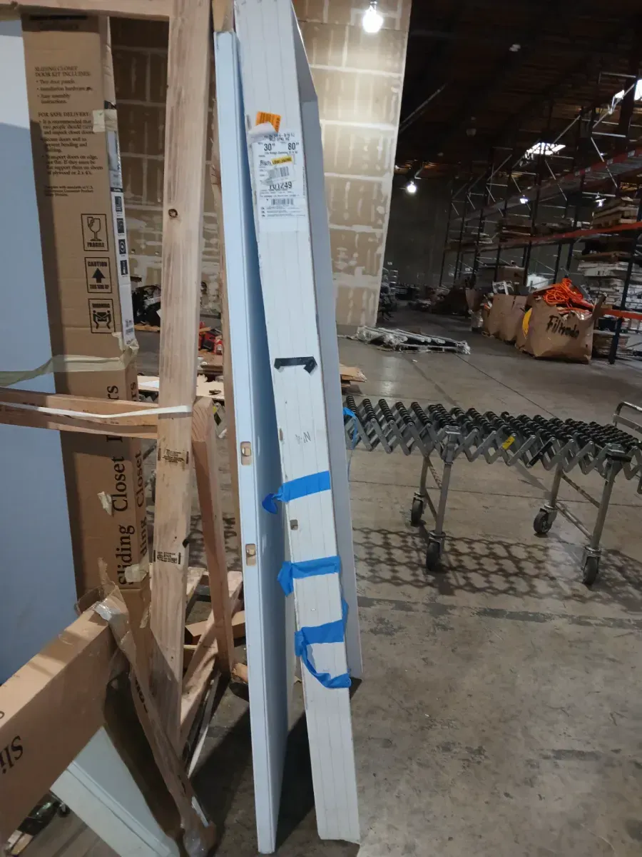 *** With frame *** Masonite 30 in. x 80 in. 6 Panel Right-Handed Primed Composite Hollow Core Single Prehung Interior Door 4-9/16 in. Flat Jamb - image 3