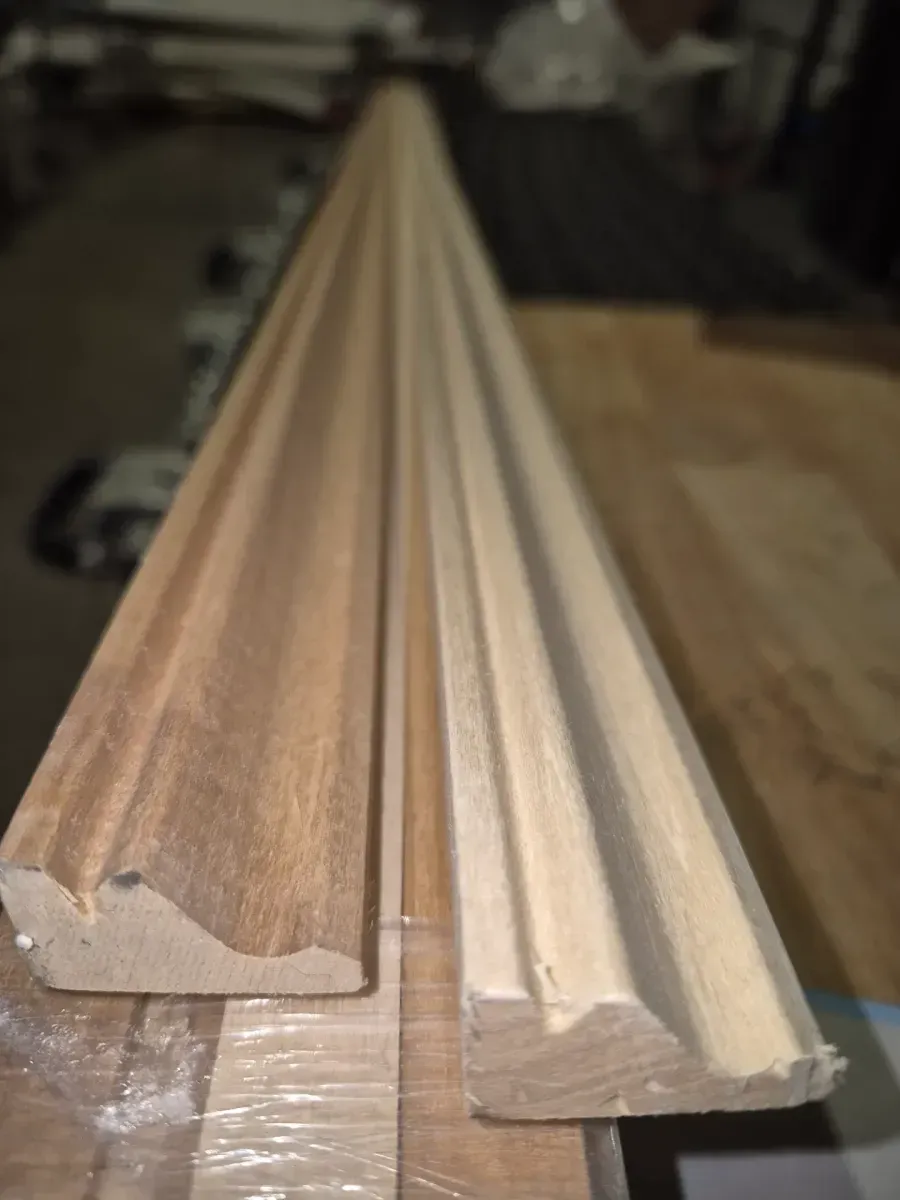 (Pack of 5 )3/4 in. x 3-5/8 in. x 8 ft. Hardwood Dentil Crown Molding - image 3