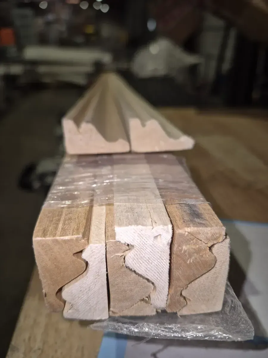 (Pack of 5 )3/4 in. x 3-5/8 in. x 8 ft. Hardwood Dentil Crown Molding - image 4