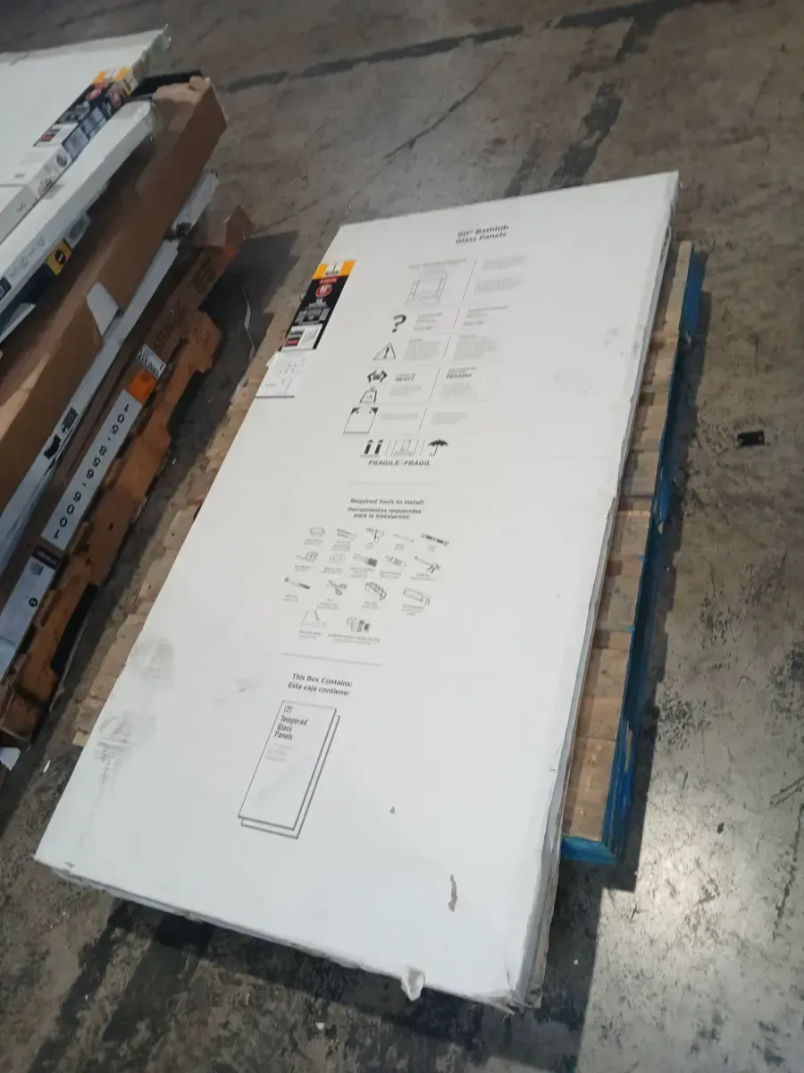 Everly Contemporary 58-1/2 in. W x 60-1/8 in. H Frameless Sliding Bathtub Door, Matte Black with Patterned Ingot Glass - image 5