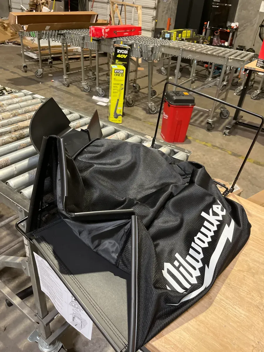 M18 FUEL 21" Self-Propelled Dual Mower Kit w/ (2) 12 Ah Forge& Dual Bay Rapid Charger - image 2