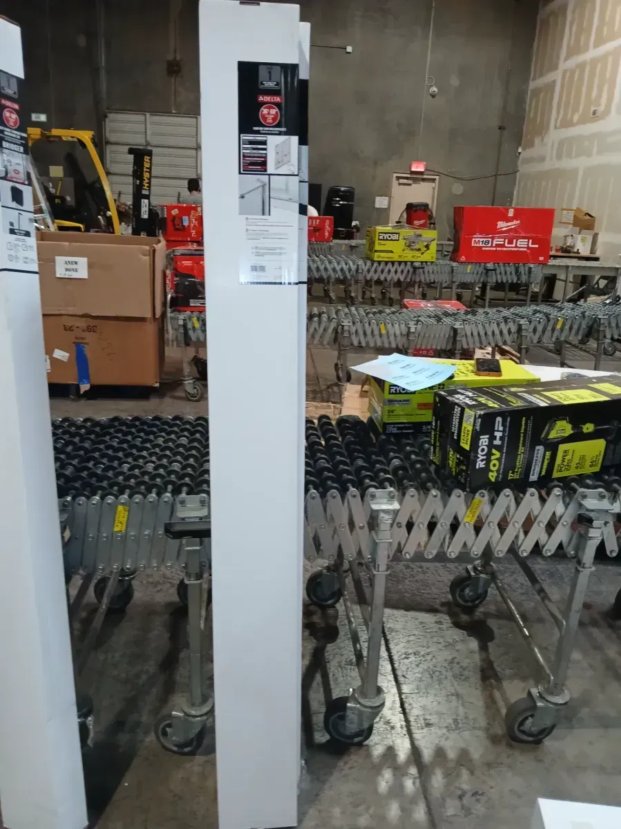 Delta Bridger Heavy Hinge 9.84 in. W x 3 in. D Frameless Pivot Shower/Tub Hardware Assembly Kit, Chrome (For 36-60 in. Doors) - image 2