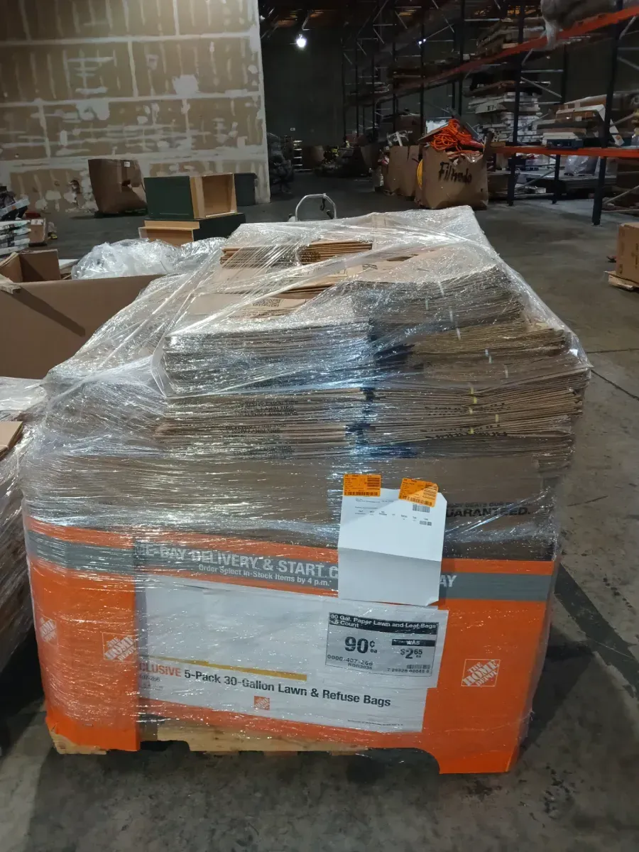 Pallet of bags garden club  - image 1