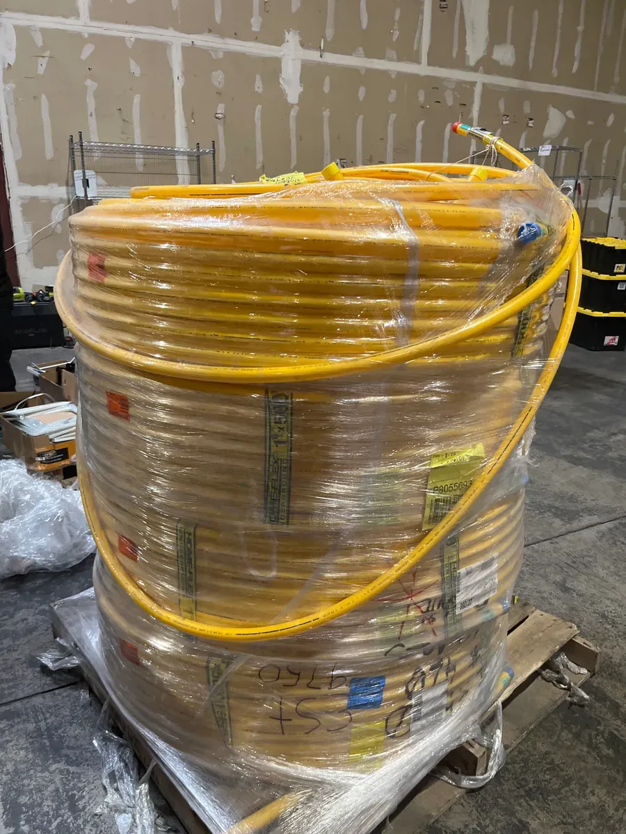 ***Pallet of 4 ***1 in. IPS x 500 ft. DR 11 Underground Yellow Polyethylene Gas Pipe - image 3