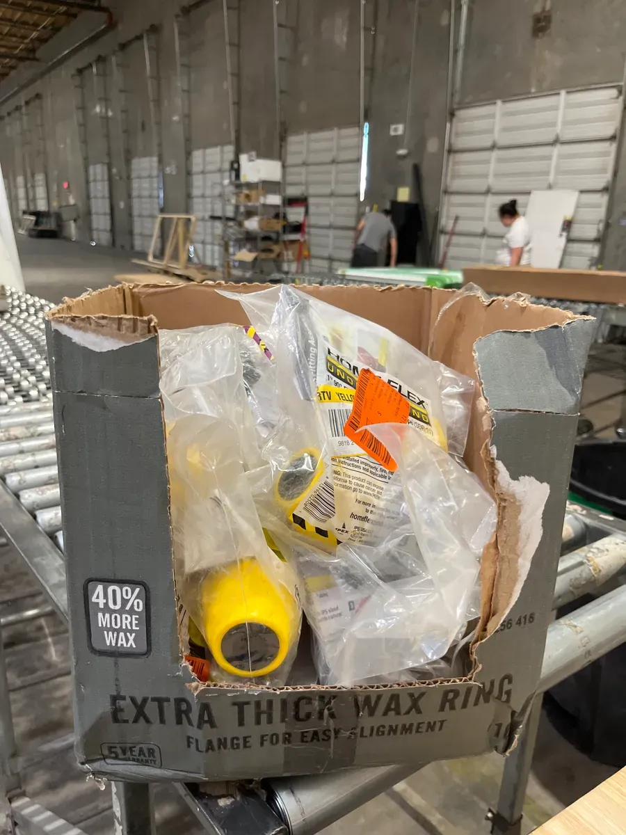 ***Box with 11 pieces of different shapes*** HOME-FLEX 1-1/4 in. IPS DR 11 Underground Yellow Poly Gas Pipe Coupler - image 6