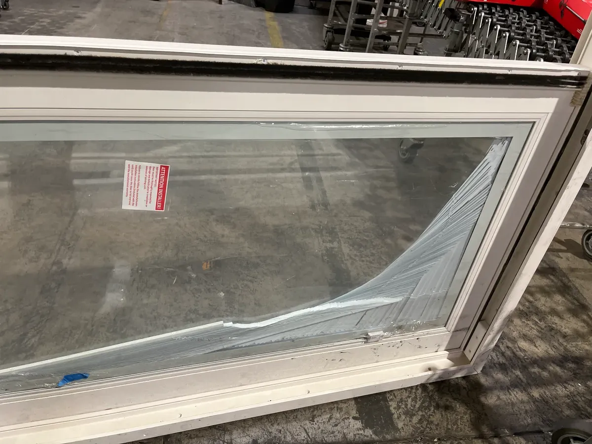 *** One side of the door comes out of the frame ***71 in. x 80 in. Smooth White Right-Hand Composite Sliding Patio Door with Low-E Built in Blinds - image 4